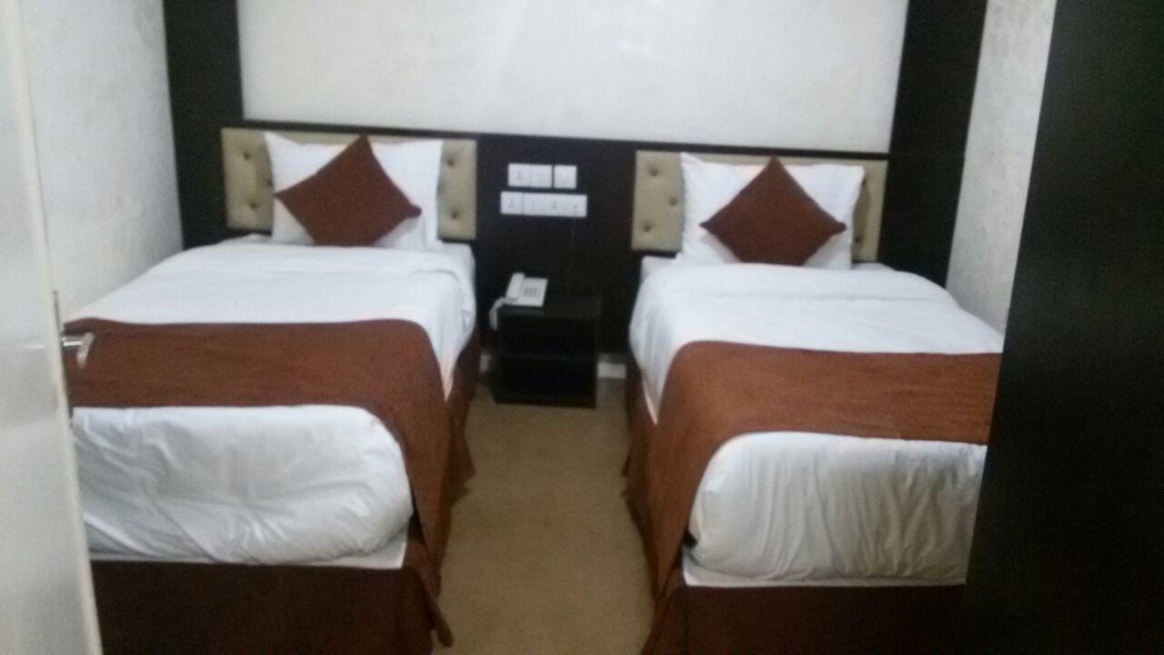 Teeba Palace Hotel Suites Аман Екстериор снимка